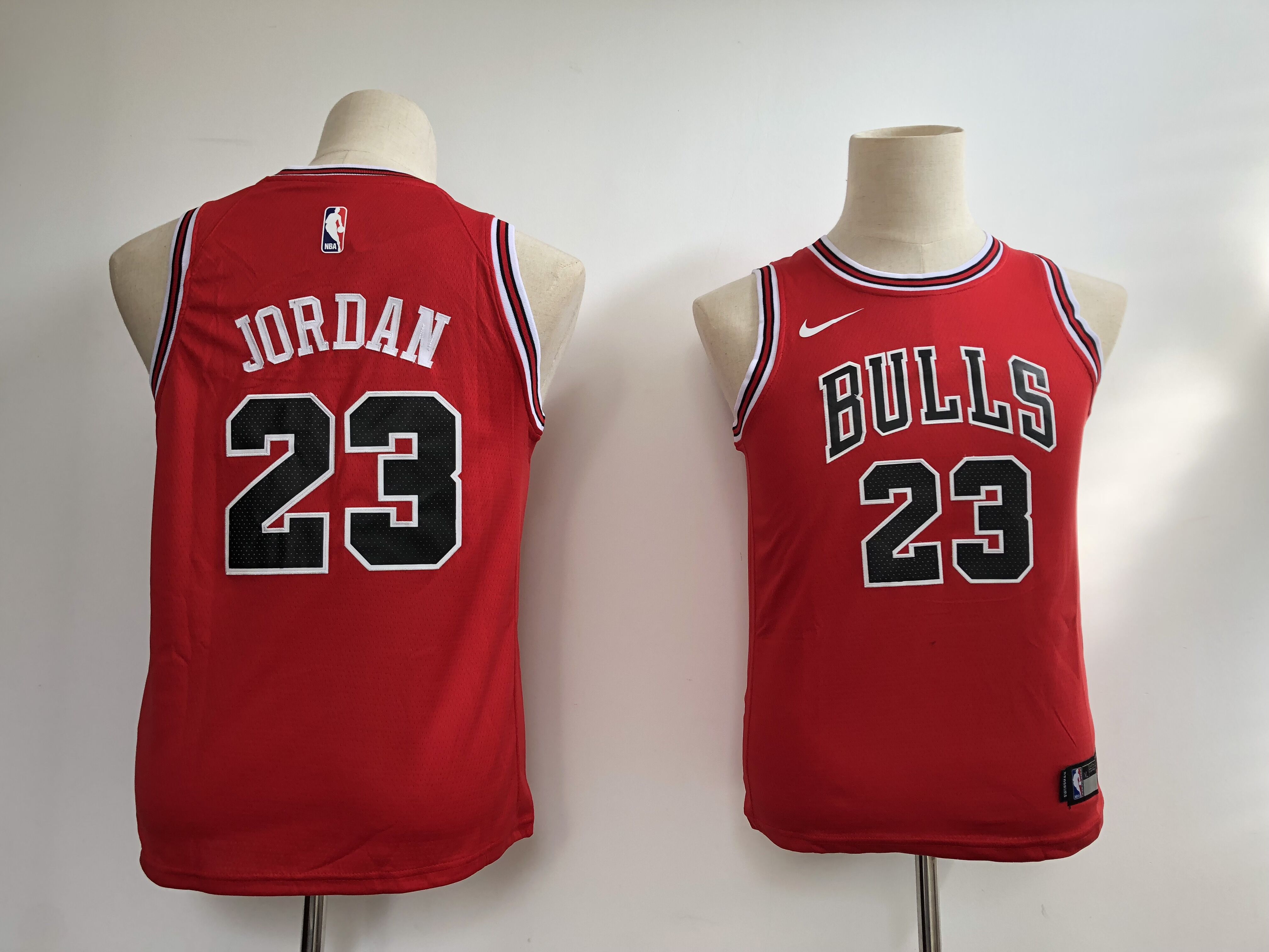 Youth Chicago Bulls 23 Jordan red Nike NBA Jerseys